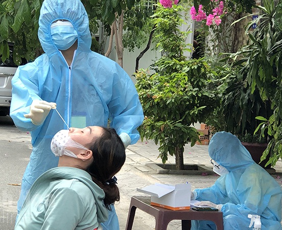 Đến 17h ngày 01/12, Khánh Hòa ghi nhận 237 trường hợp dương tính với SARS-CoV-2